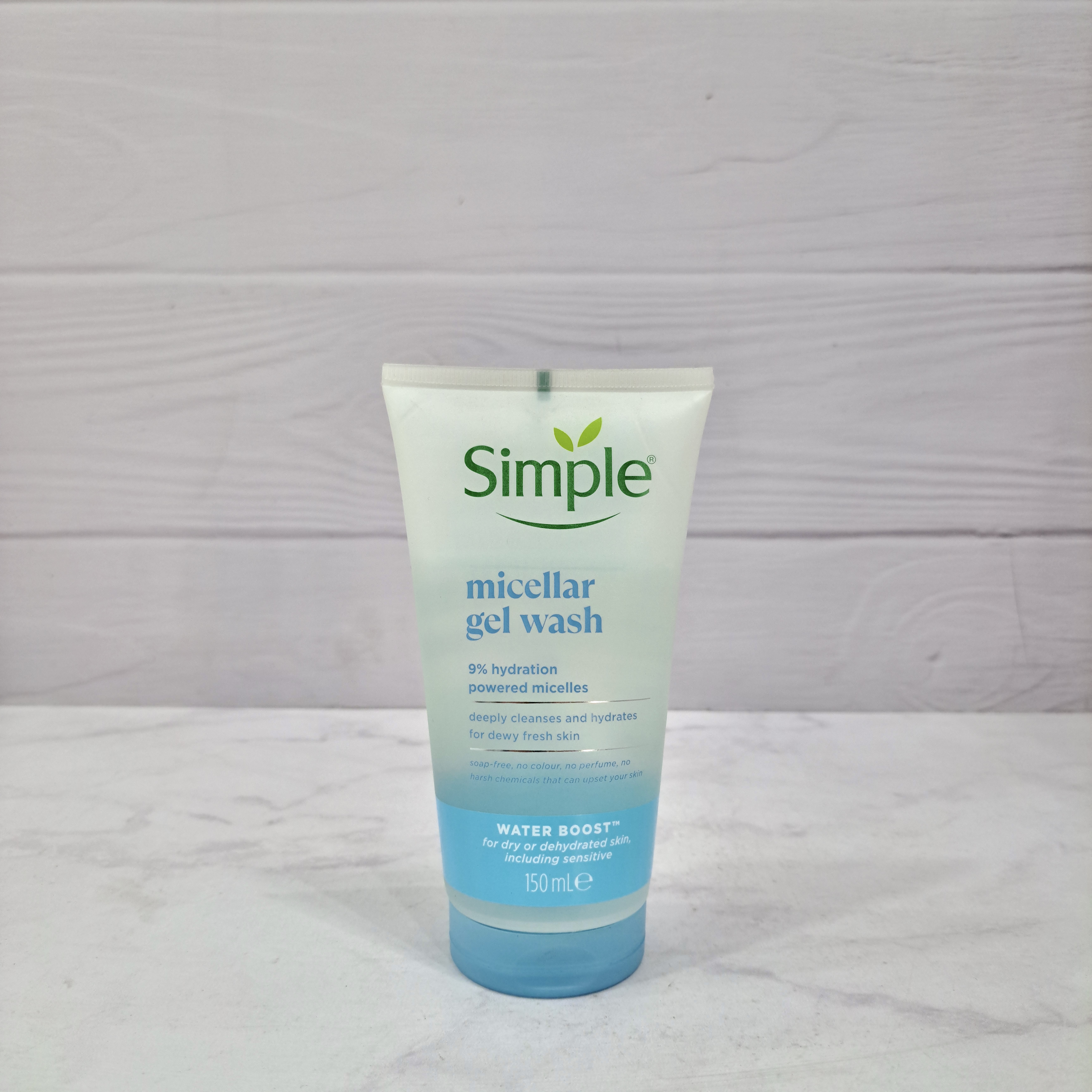 ژل شستشوی صورت سیمپل مدل Micellar Gel Wash مناسب پوست خشک و دهیدراته