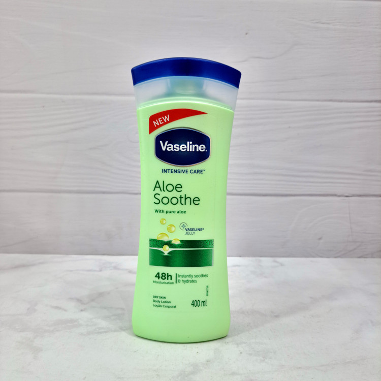 لوسیون بدن وازلین مدل Intensive Care Aloe Soothe