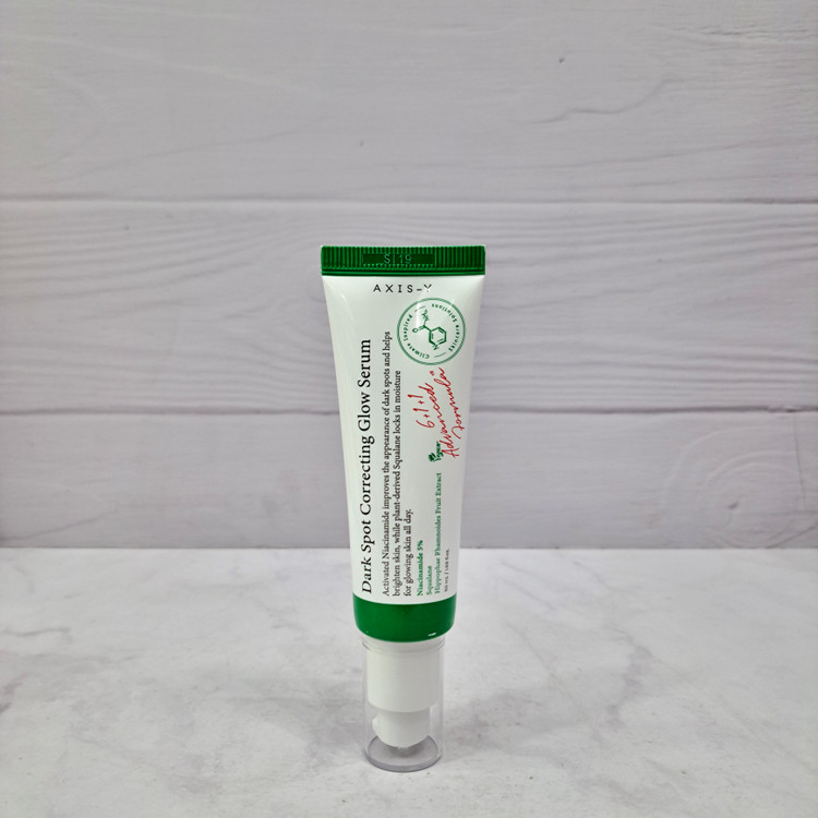 سرم ضد لک و روشن کننده اکسیس وای مدل Dark Spot Correcting Glow Serum