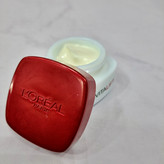 کرم دور چشم ضد چروک و سفتکننده لورآل Revitalift Hydrating Eye Cream حجم 15 میلیلیتر