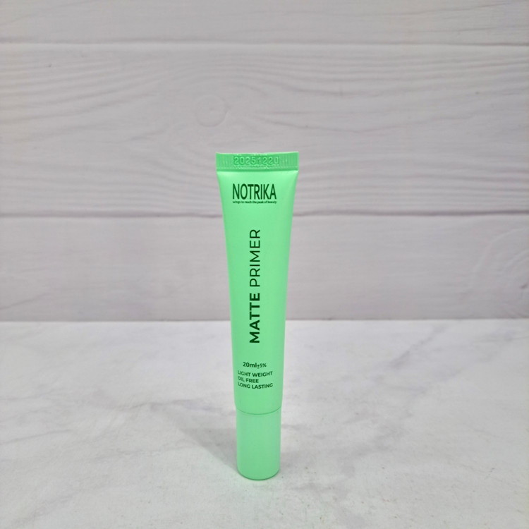 پرایمر مات نوتریکا مدل Matte Primer | سبک، بدون چربی و ماندگار