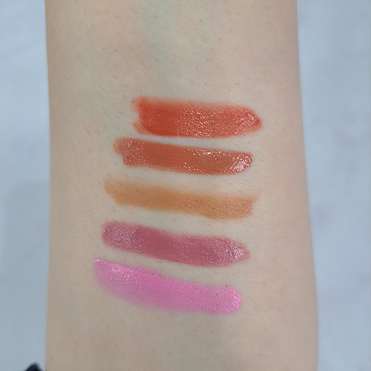 رژگونه مایع نوتریکا مدل Cheek Cream Blush | رژگونه کرمی و آبرسان