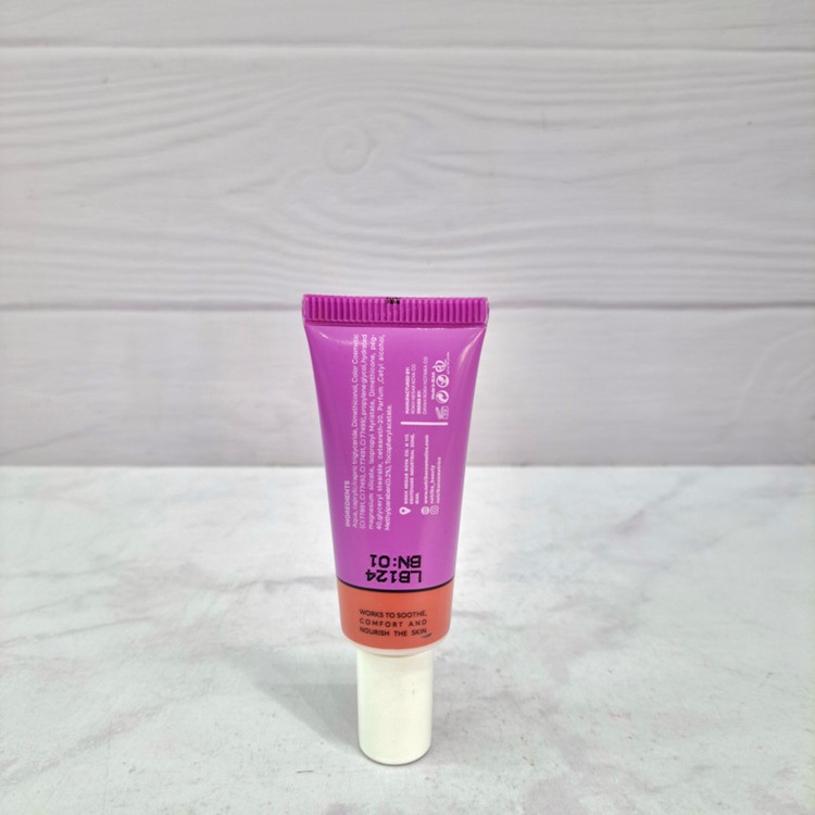 رژگونه مایع نوتریکا مدل Cheek Cream Blush | رژگونه کرمی و آبرسان