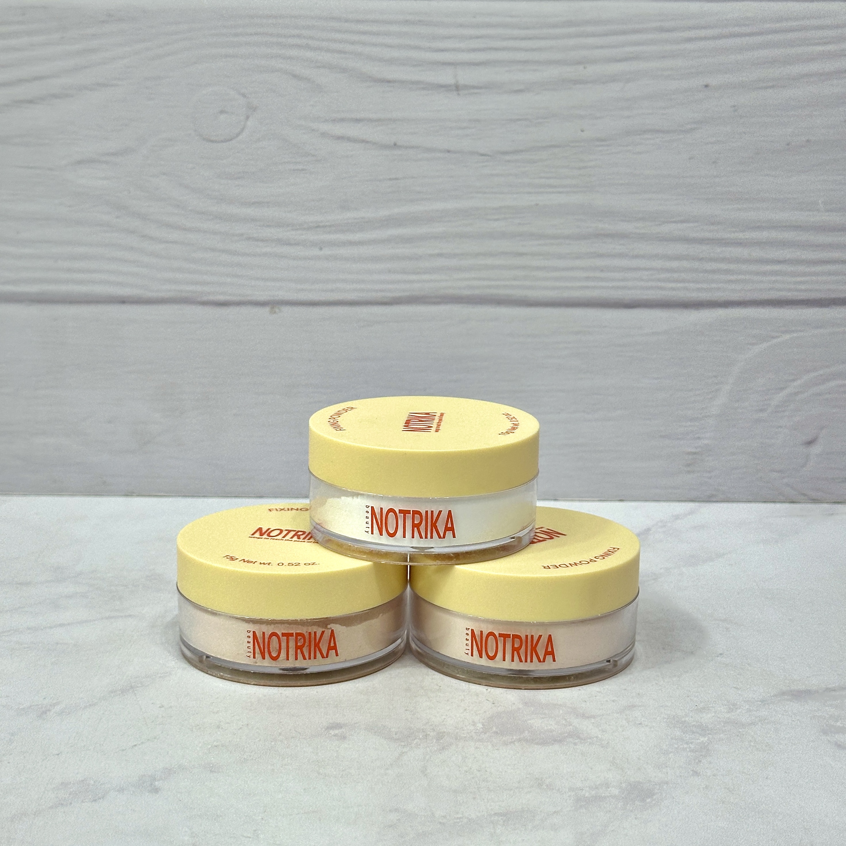 پودر فیکس پودری نوتریکا Notrika Fixing Powder وزن ۱۵ گرم
